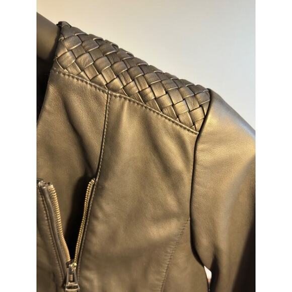 Cole Haan asymmetrical collarless black leather Jacket 100% Lamb Skin Size L - Picture 4 of 9